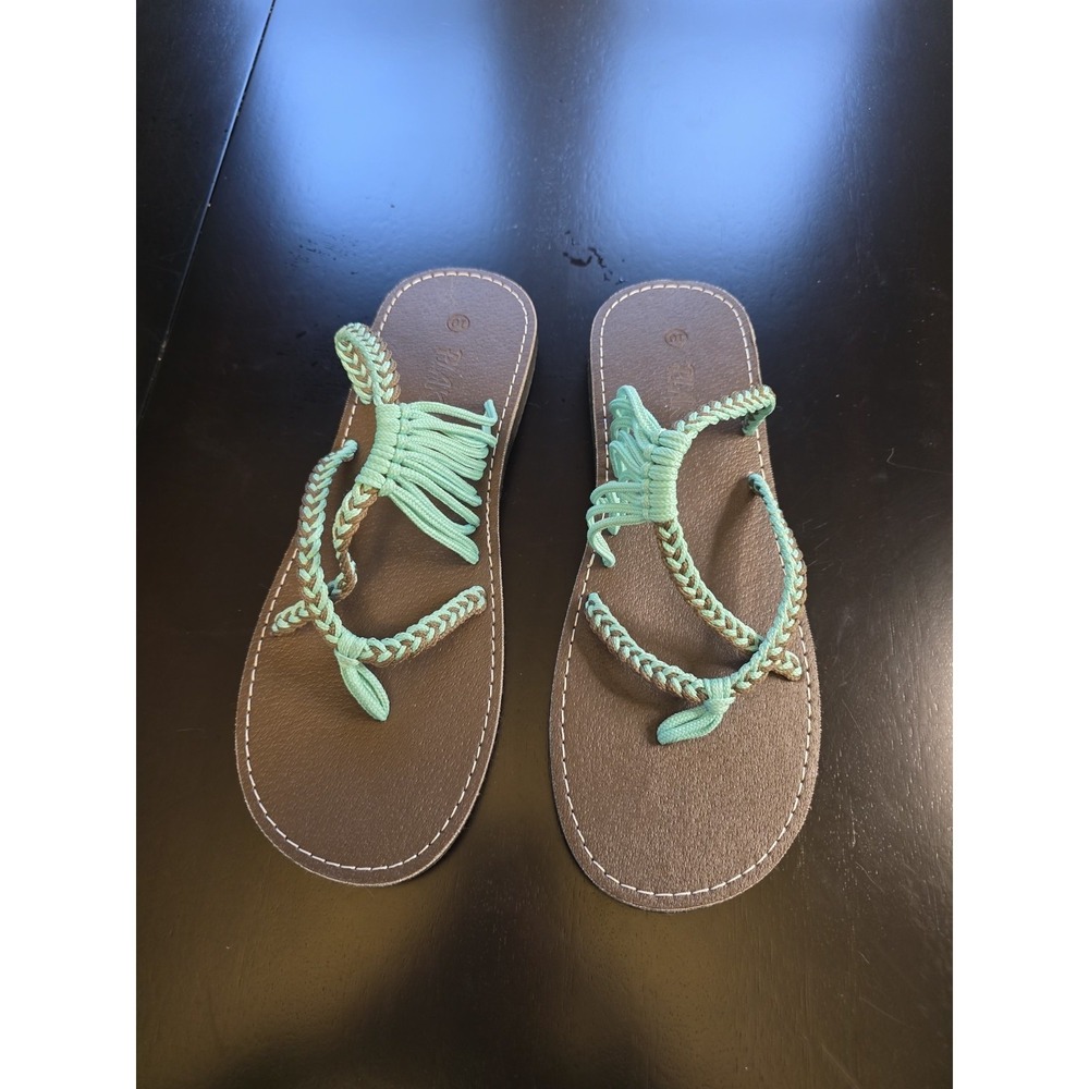 Plaka Palm Leaf Flat Sandals Women's Size 10 Mint Green Teal Braided Handwoven